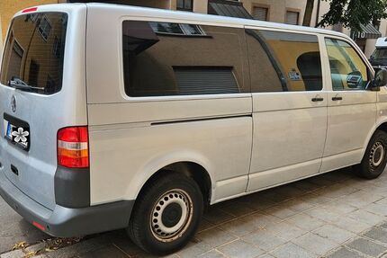 VW T5 Transporter 192.000 km 8.000 € Nürnberg 90459