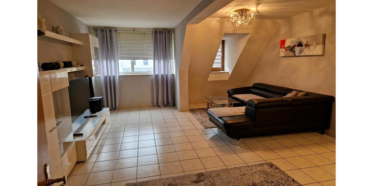 Gemütliche 3-Zimmer-Whg. inkl. Küche,Ausenstellplatz,Tiefgarage 3 zimmer