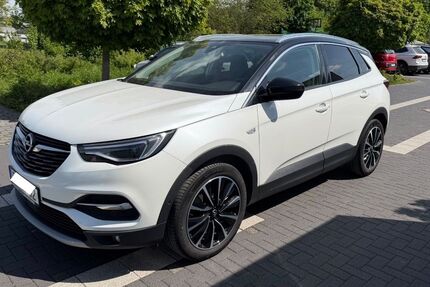 Opel Grandland (X) 47.500 km 17.990 &euro; Erlangen 91058