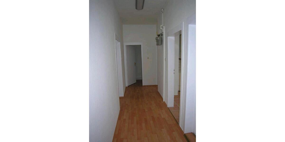 Dachgeschoßwohnung Nürnberg Hasenbuck - 3 Zimmer, 65 m&sup2;, 936&euro; | Angebot:26413601