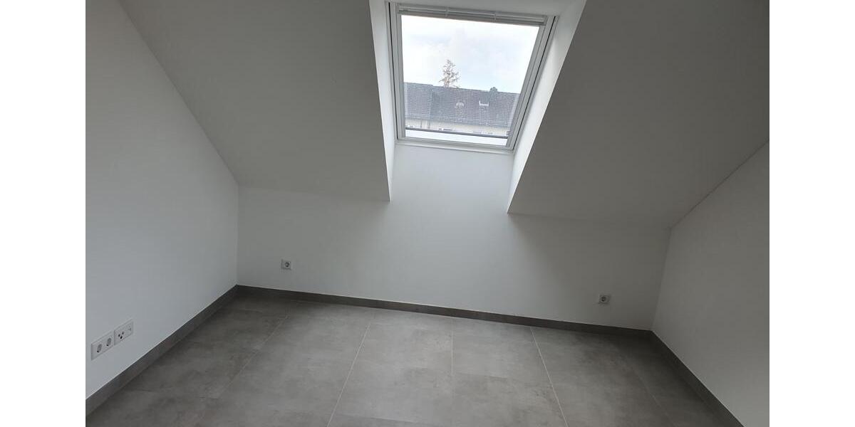 Moderne Dachgeschosswohnung mit sonniger Dachterrasse 2 zimmer