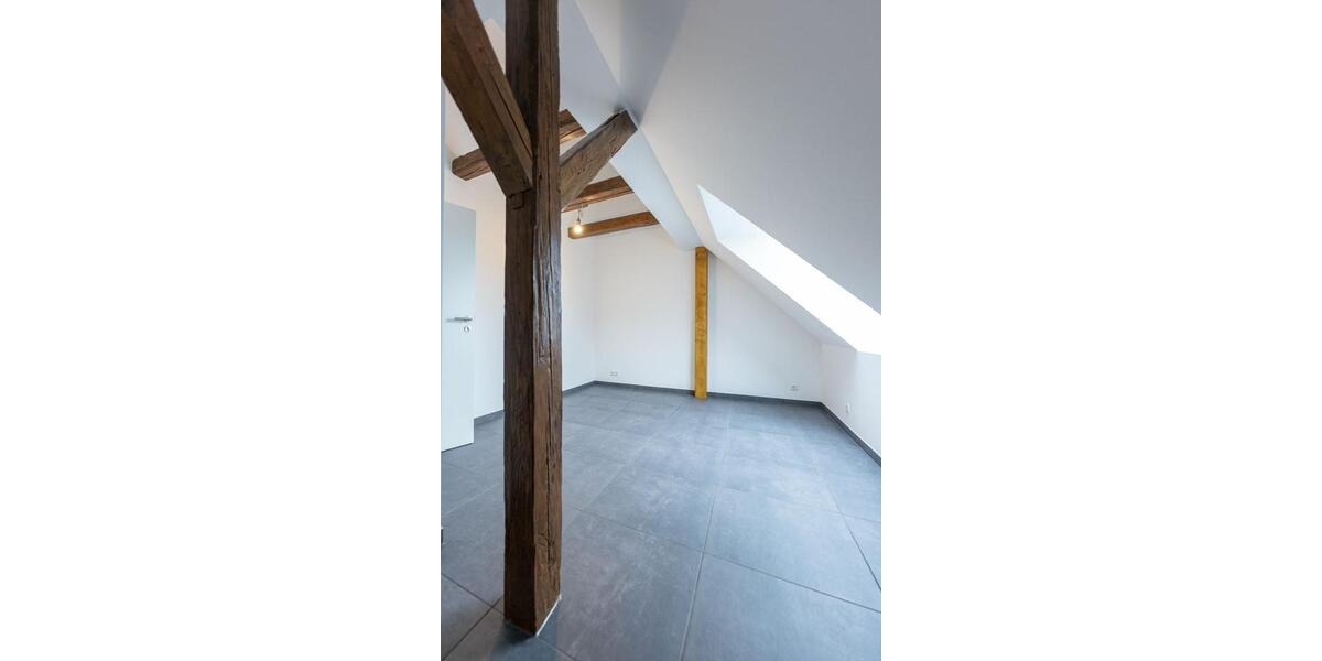 Dachgeschoßwohnung Nürnberg Almoshof - 2 Zimmer, 47 m&sup2;, 700&euro; | Angebot:25641043