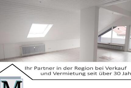 3- Zi. DG Wohnung mit 2 Balkonen und Garage - Wohnung Hemhofen | Angebot:22401892