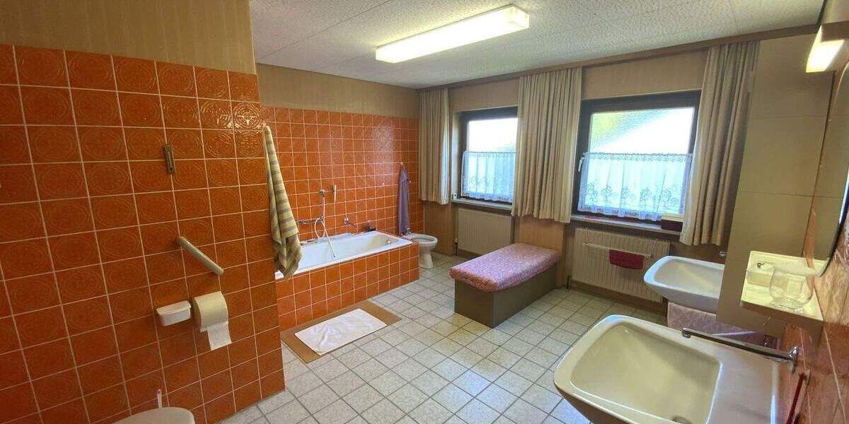Einfamilienhaus Forchheim Kersbach - 6 Zimmer, 152 m&sup2;, 567.000&euro; | Angebot:25836781