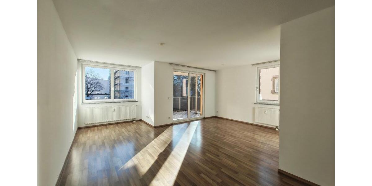 Nürnberg West - helle, freundliche 2-Zimmer Wohnung mit Aufzug und Balkon in Top-Lage 2 zimmer