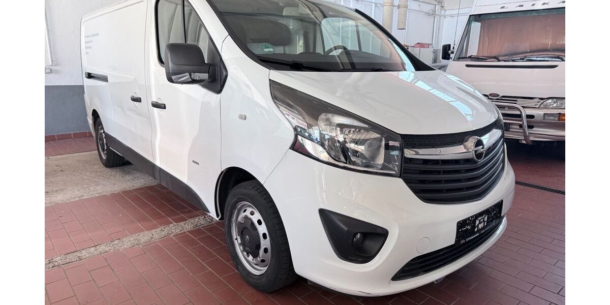 Opel Vivaro 208.000 km 7.800 &euro; Fürth 90763