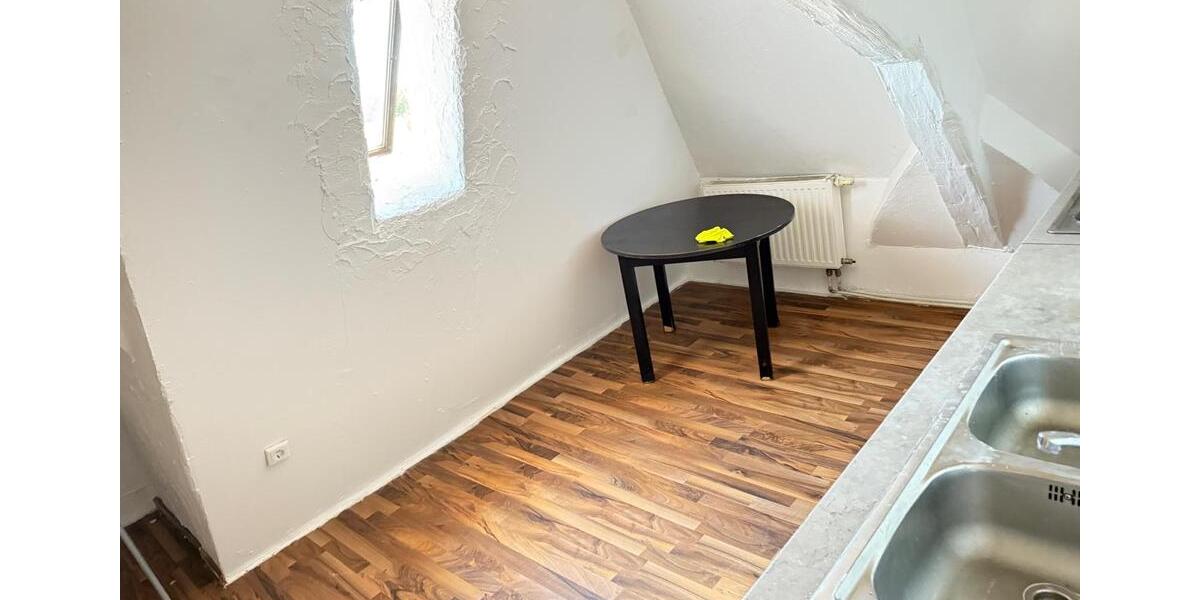 Dachgeschoßwohnung Fürth Altstadt - 2 Zimmer, 45 m&sup2;, 800&euro; | Angebot:27606417