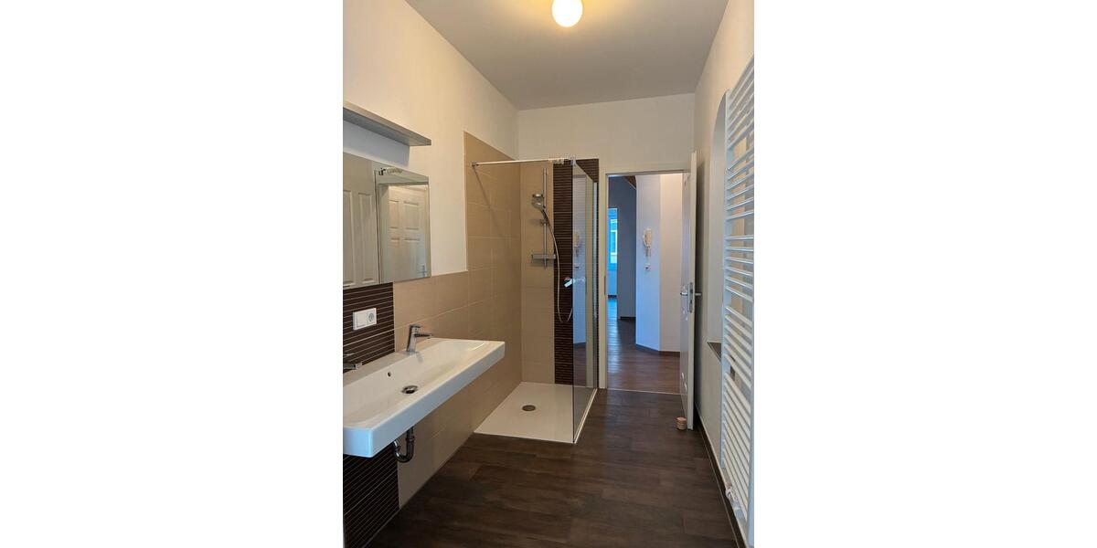 Erdgeschoßwohnung Fürth Altstadt - 4 Zimmer, 103 m&sup2;, 1.250&euro; | Angebot:26462969