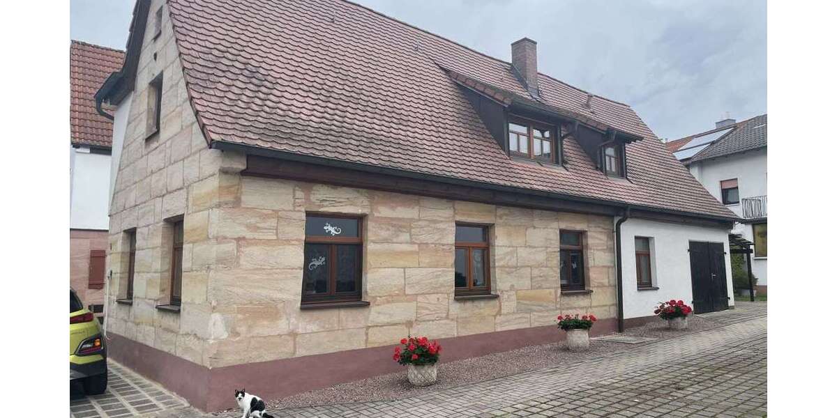 Haus zum Kaufen in Nürnberg 319.000 € 76 m² 3 zimmer