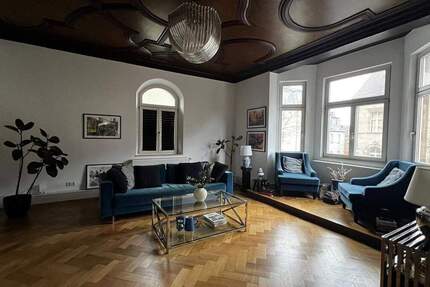 Einziehen und Aufleben - Attraktive 5 Zimmer Wohnung mit Balkon an der Bucher Straße von Nürnberg 5 zimmer