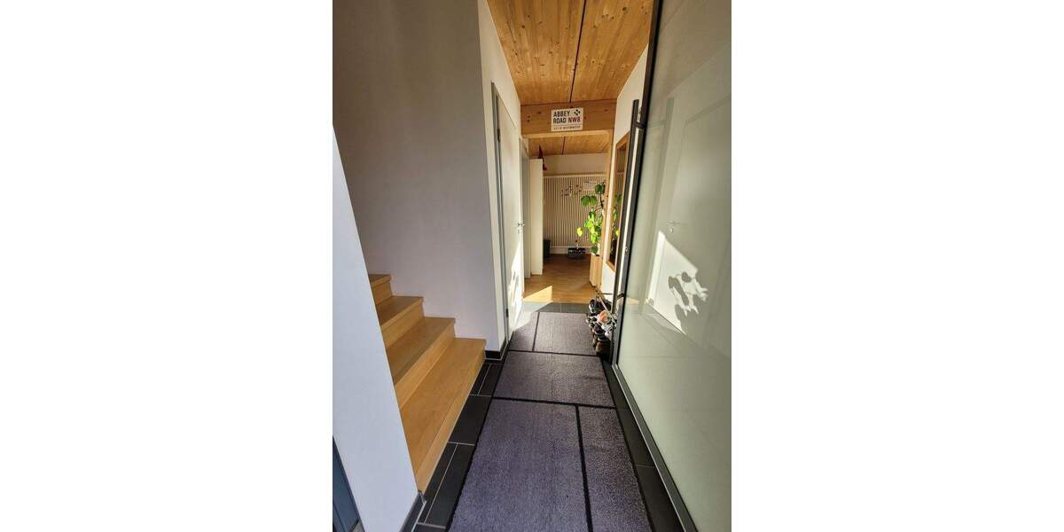 ** TOP GELEGENHEIT ** Saniertes 4-Familienhaus in bevorzugter Wohnlage für Anleger ** zimmer