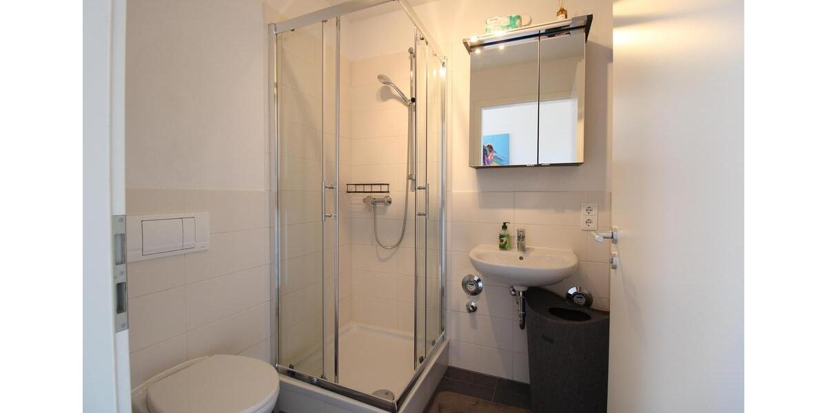 Möblierte 1-ZW im 4.OG mit Aufzug in Fürth in U-Bahn Laufnähe 1 zimmer