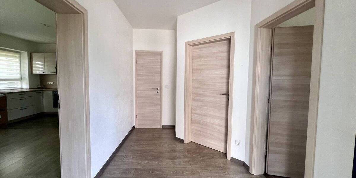 Einfamilienhaus Roth - 8 Zimmer, 237 m&sup2;, 849.000&euro; | Angebot:26627746