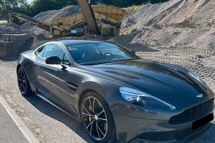 Aston Martin Vanquish 22.500 km 136.900 &euro; Nürnberg 90411