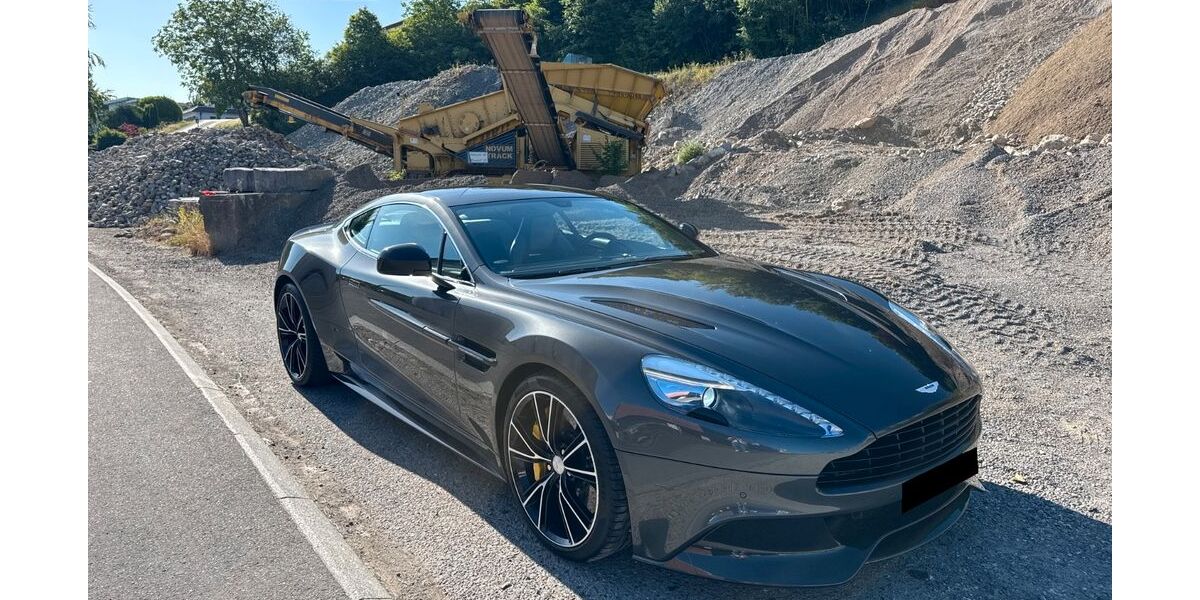 Aston Martin Vanquish 22.500 km 136.900 &euro; Nürnberg 90411