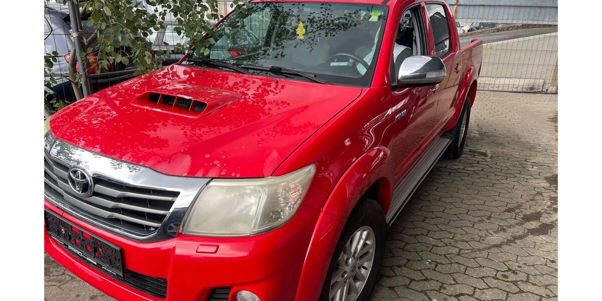Toyota Hilux 180.000 km 13.600 &euro; Nürnberg 90439