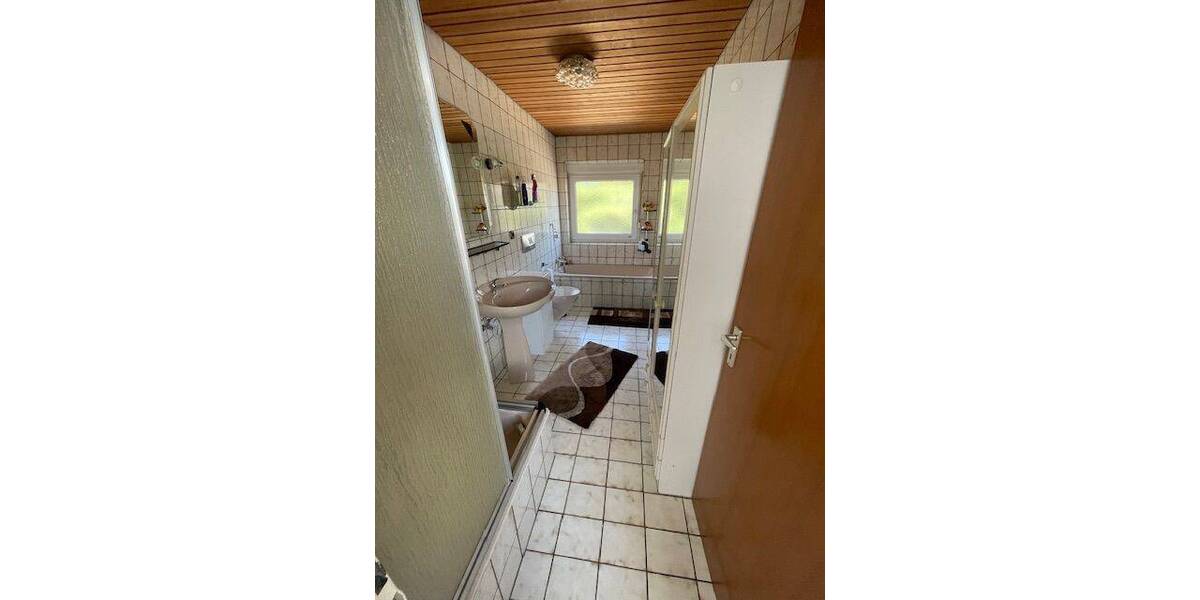 Einfamilienhaus Wendelstein - 7 Zimmer, 197 m&sup2;, 499.000&euro; | Angebot:25676685