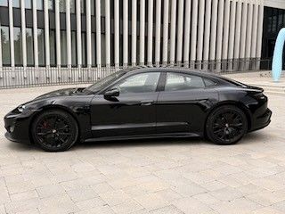 Porsche Taycan 55.000 km 79.900 € Nürnberg 90408