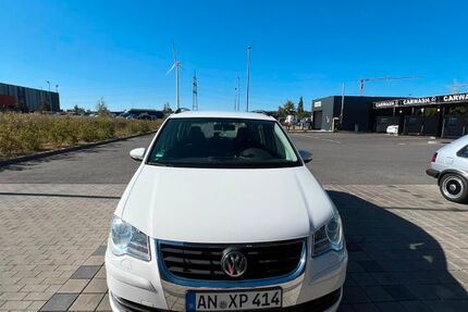 VW Touran 333.000 km 3.000 &euro; Heilsbronn 91560