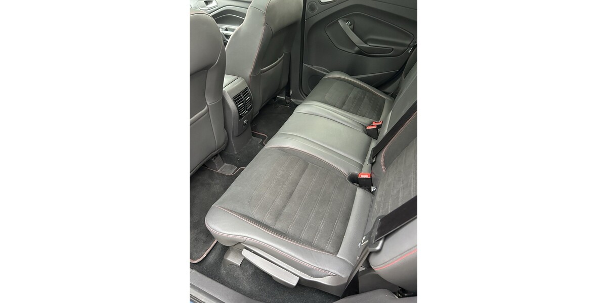 Ford Kuga 70.000 km 15.900 &euro; Zirndorf 90513