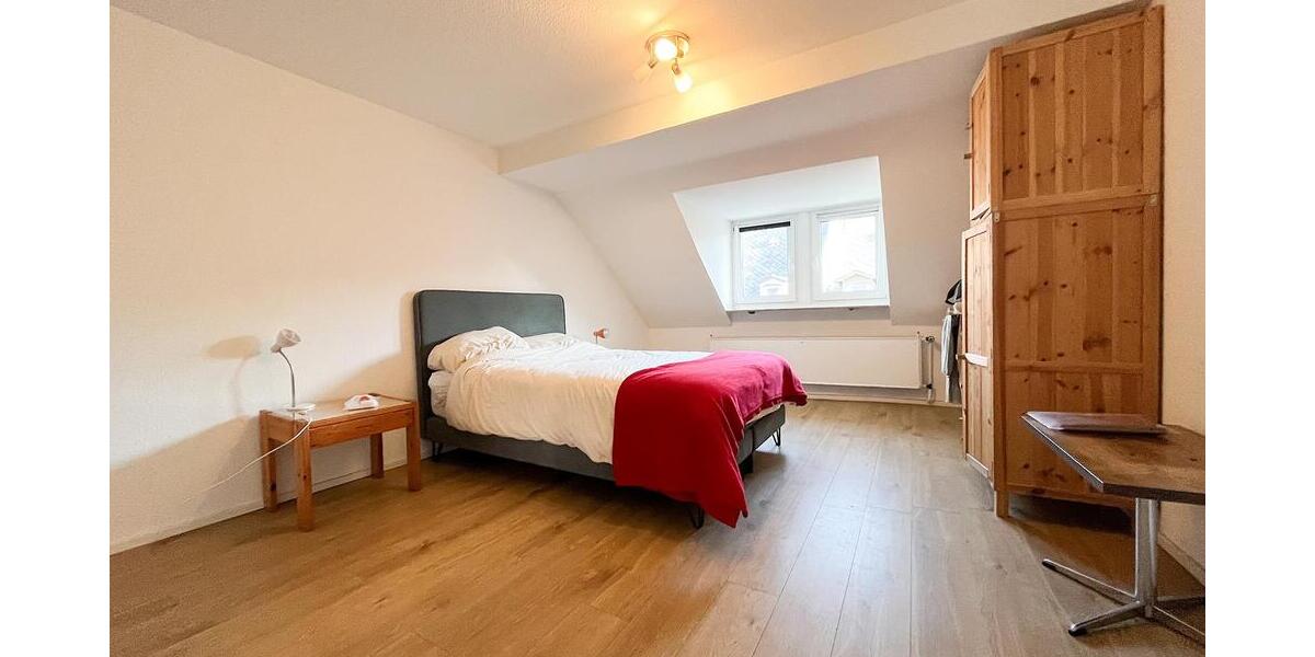 Renovierte 4-Zimmer-Wohnung in Innenstadtlage! - 4- Fürth 10809563000 | Angebot:25416654