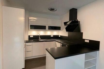 Moderne Neubauwohnung inkl. Einbauküche & Stellplatz 2.5 zimmer