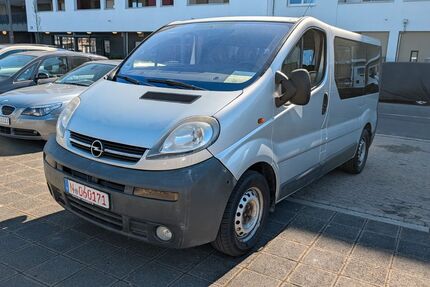 Opel Vivaro 280.000 km 2.900 &euro; Nürnberg 90439