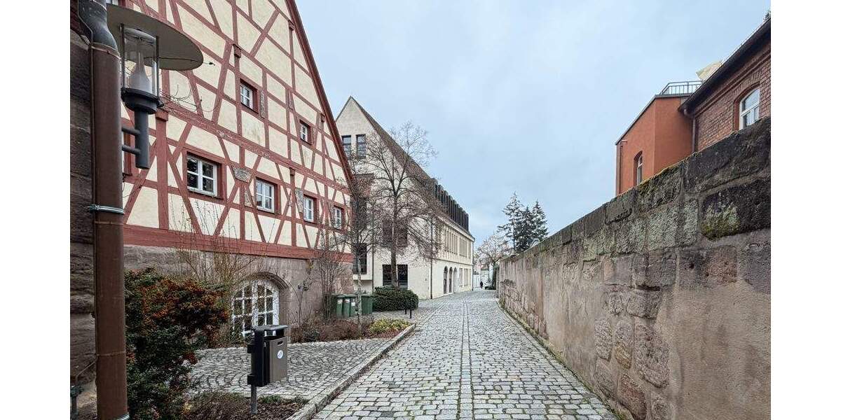 Etagenwohnung Schwabach - 3 Zimmer, 95 m&sup2;, 1.250&euro; | Angebot:24532361