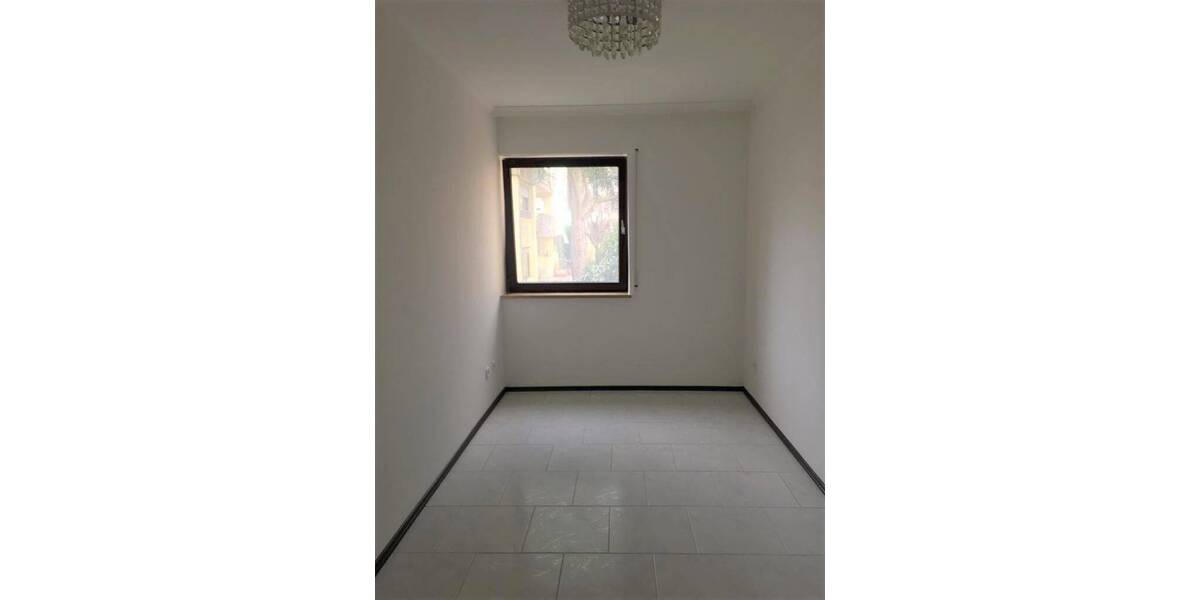 Etagenwohnung Nürnberg Maxfeld - 3 Zimmer, 94 m&sup2;, 1.350&euro; | Angebot:26893237