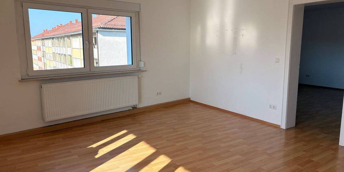 Etagenwohnung Nürnberg Rennweg - 3 Zimmer, 91 m&sup2;, 1.100&euro; | Angebot:26930316