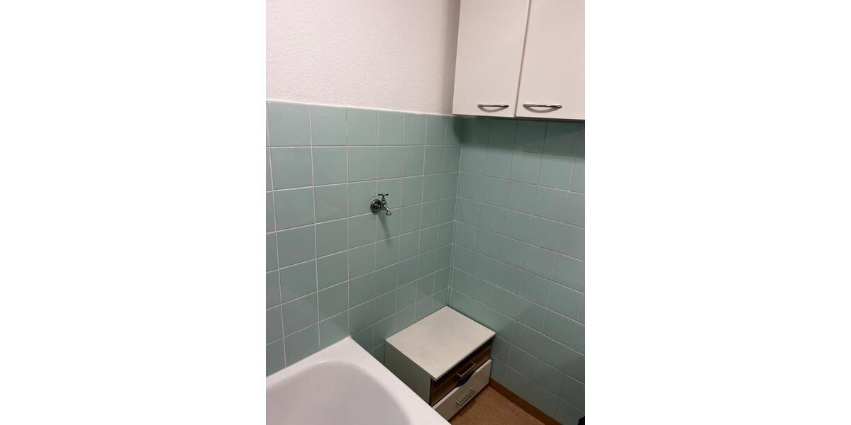 Dachgeschoßwohnung Erlangen Am Anger - 1.5 Zimmer, 33 m&sup2;, 570&euro; | Angebot:26413586