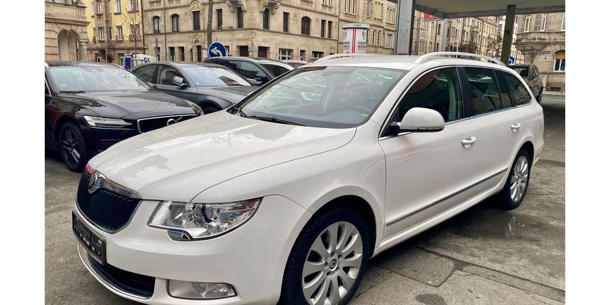 Skoda Superb 176.212 km 5.690 &euro; Fürth ( bei Nürnberg ) 90762
