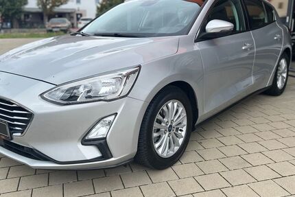 Ford Focus 77.550 km 12.390 € Roßtal 90574