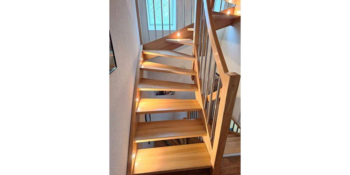 Modernes Stadthaus in bester Lage mitten in Zirndorf 5 zimmer