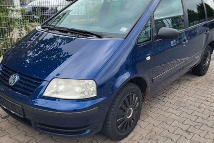 VW Sharan 284.000 km 1.590 &euro; Nürnberg 90449