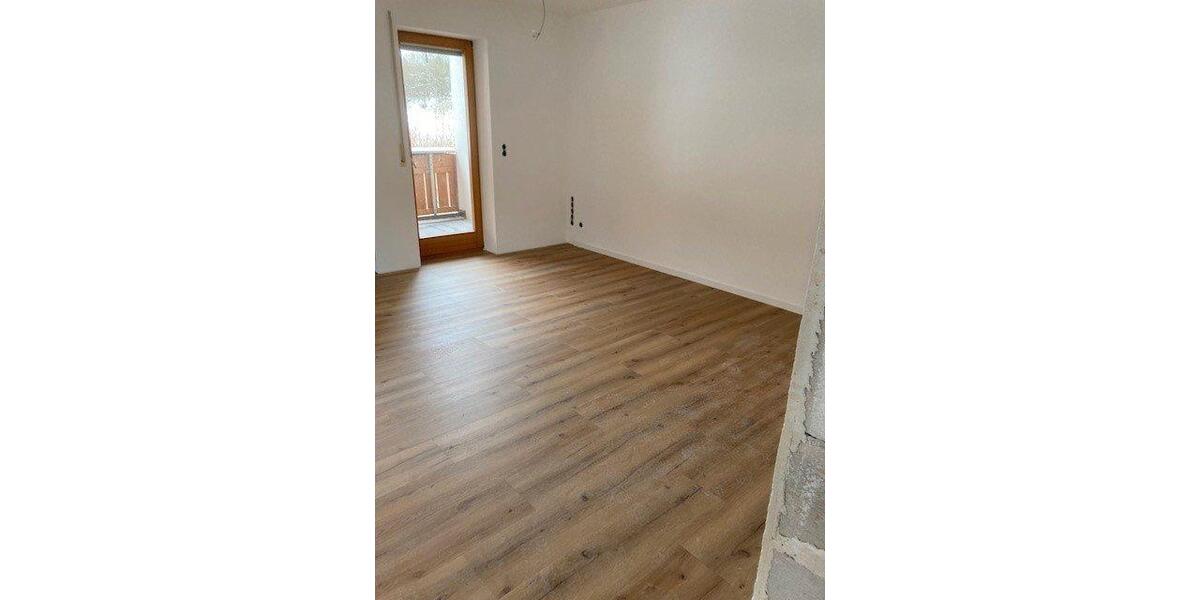 Dachgeschoßwohnung Altdorf bei Nürnberg - 3 Zimmer, 80 m&sup2;, 930&euro; | Angebot:26630189