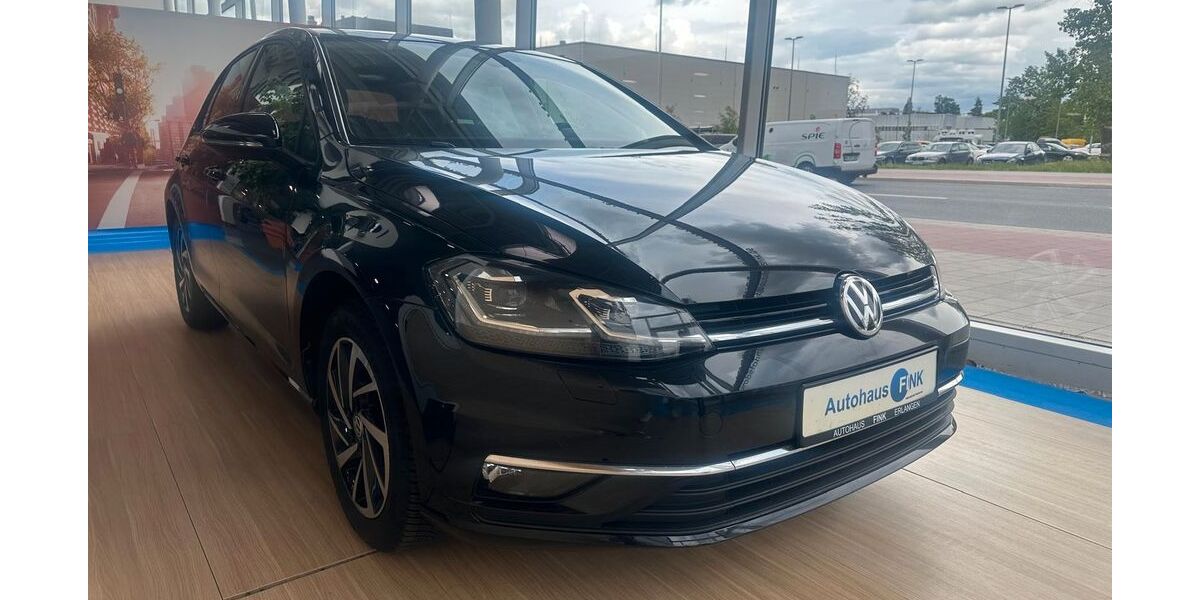 VW Golf 96.491 km 15.990 &euro; Erlangen 91058