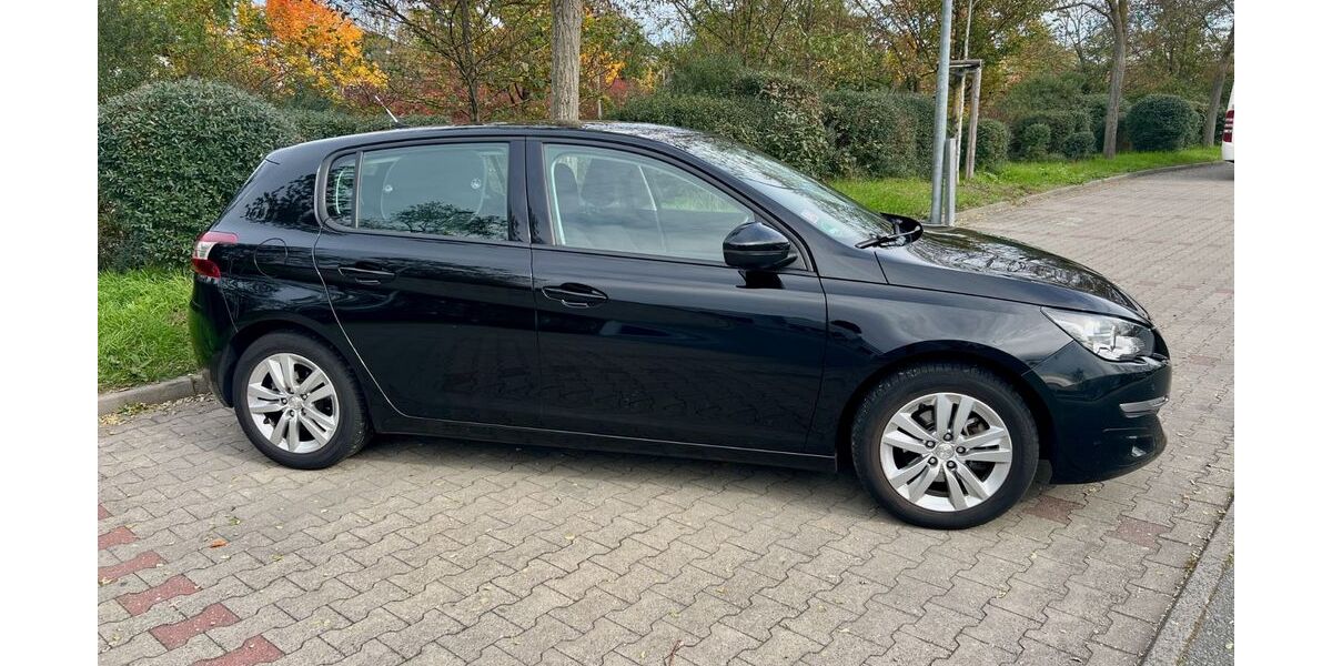 Peugeot 308 131.600 km 7.100 &euro; Erlangen 91056