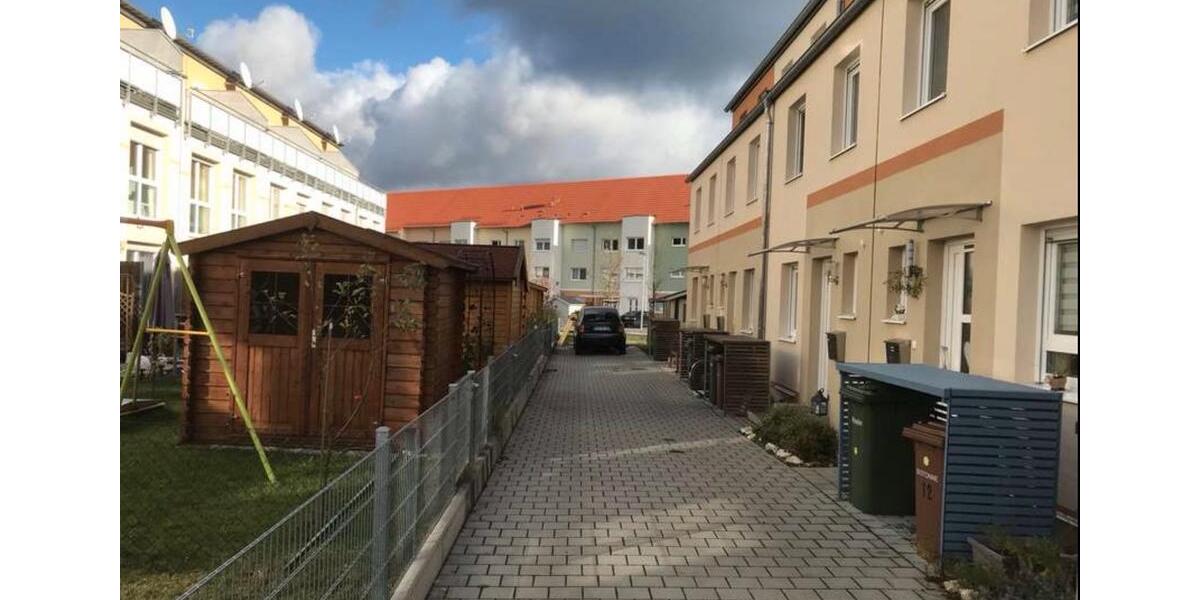 Reihenhaus Feucht - 5 Zimmer, 137 m&sup2;, 575.000&euro; | Angebot:26963937