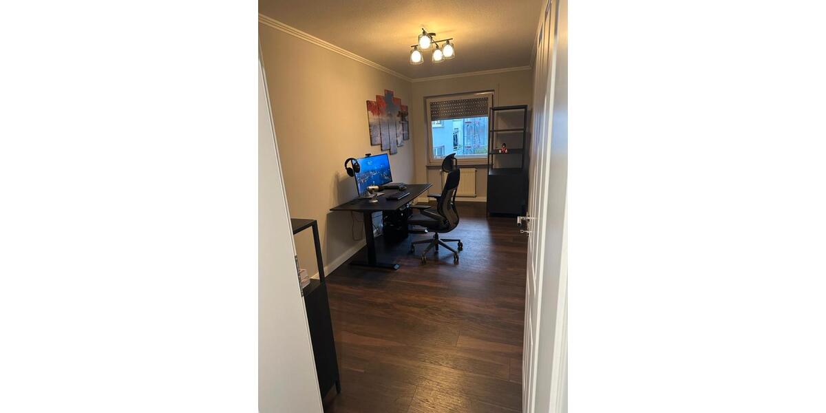 Etagenwohnung Nürnberg Herrnhütte - 3 Zimmer, 80 m&sup2;, 1.250&euro; | Angebot:26004632