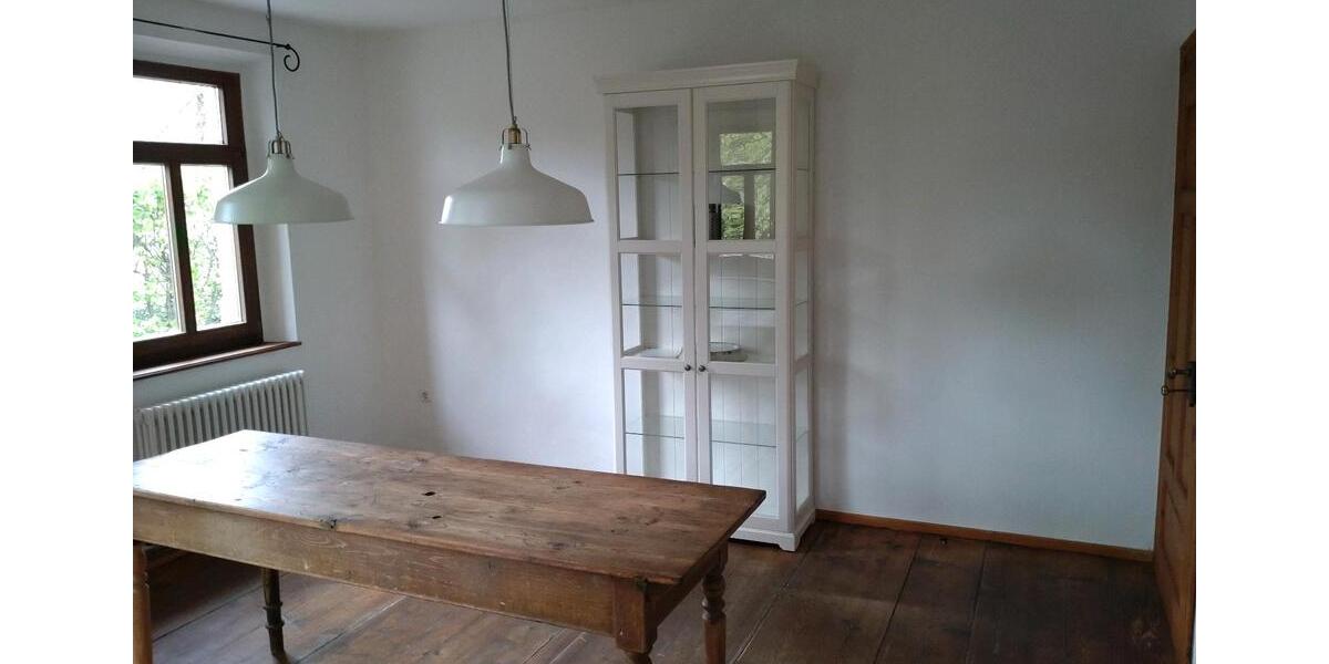 Etagenwohnung Uttenreuth - 4 Zimmer, 100 m&sup2;, 1.410&euro; | Angebot:25173882