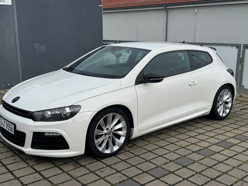 VW Scirocco 163.000 km 14.300 € Fürth 90763