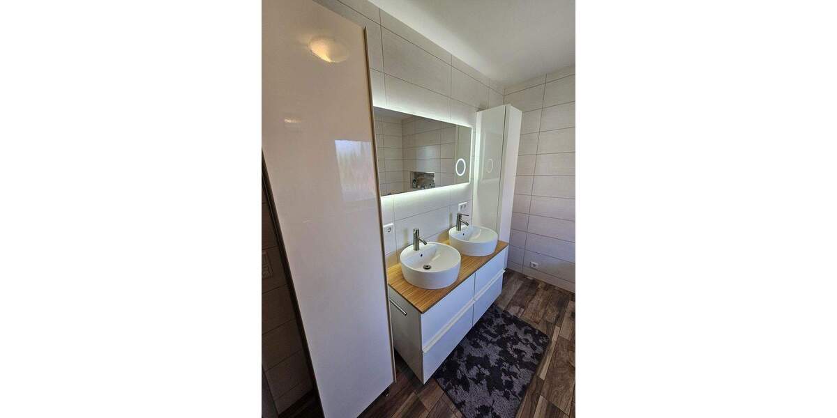 Etagenwohnung Burgthann Ezelsdorf - 7 Zimmer, 210 m&sup2;, 649.000&euro; | Angebot:25721079