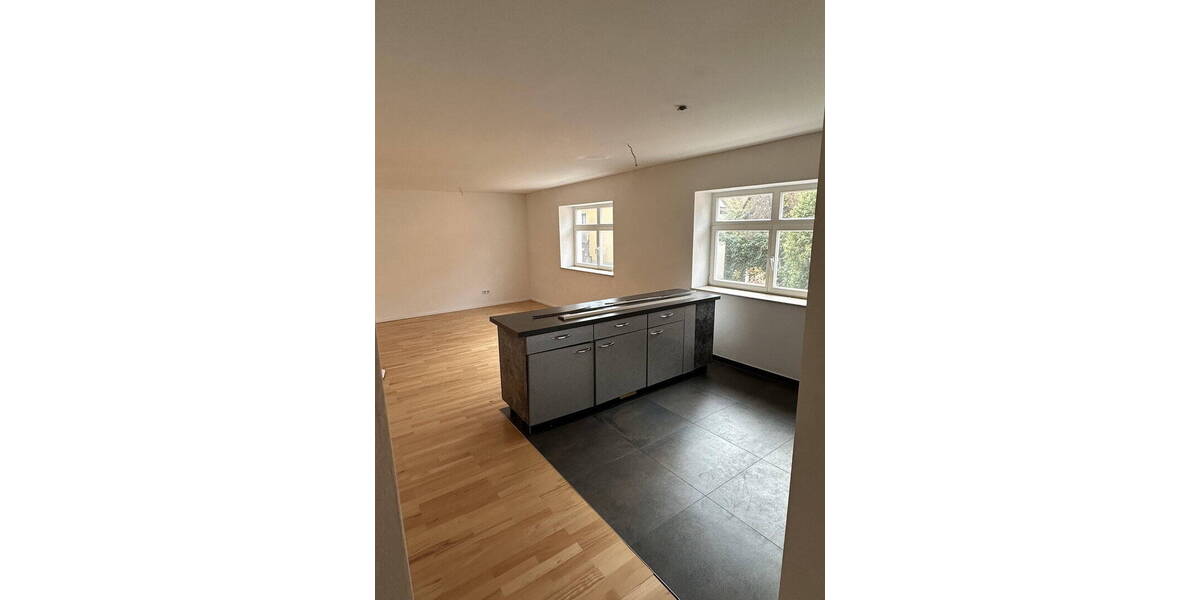 Etagenwohnung Roth - 2 Zimmer, 56 m&sup2;, 185.000&euro; | Angebot:25992819