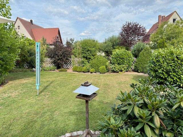 Doppelhaushälfte Neuendettelsau - 5 Zimmer, 173 m&sup2;, 520.000&euro; | Angebot:23969408