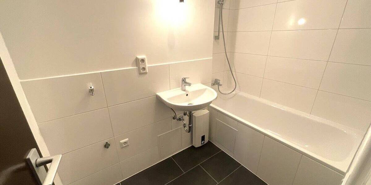 Etagenwohnung Nürnberg Steinbühl - 3 Zimmer, 71 m&sup2;, 879&euro; | Angebot:26692604
