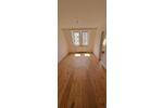 Dachgeschoßwohnung Nürnberg Herrnhütte - 2 Zimmer, 42 m&sup2;, 695&euro; | Angebot:26348404