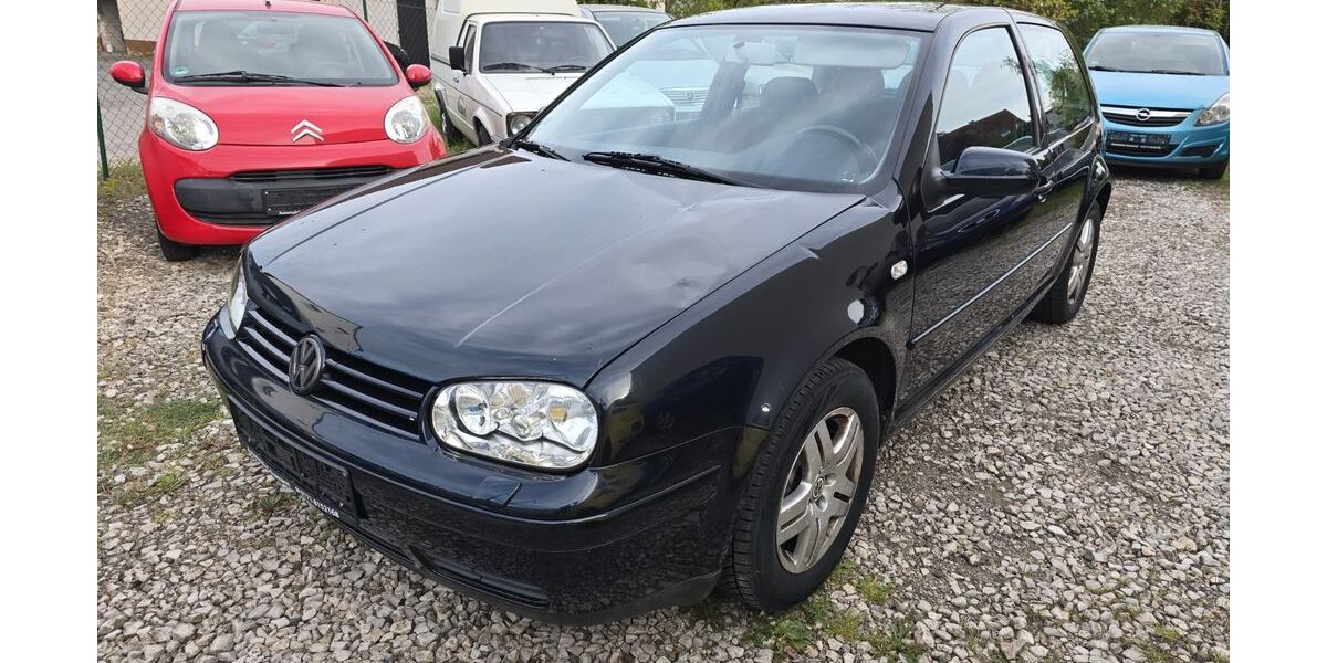 VW Golf 176.835 km 2.399 &euro; Fürth 90765