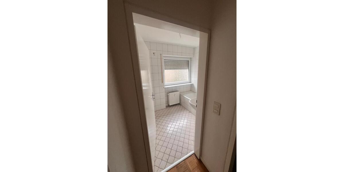3 Zimmer Wohnung mit Balkon in Nbg Worzeldorf 3 zimmer