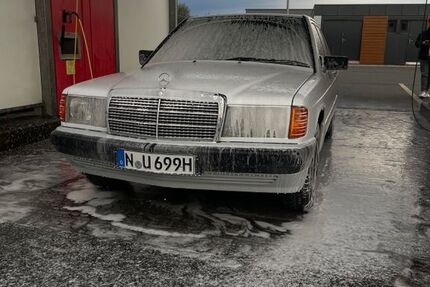 Mercedes-Benz 190 170.000 km 6.490 € Neunkirchen am Sand 91233
